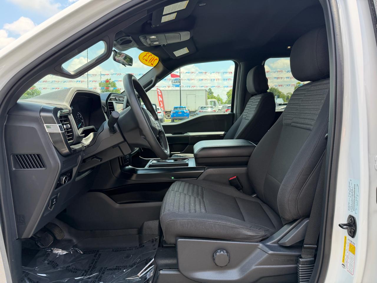 Ford F-150 4WD SuperCrew 145" STX 2023
