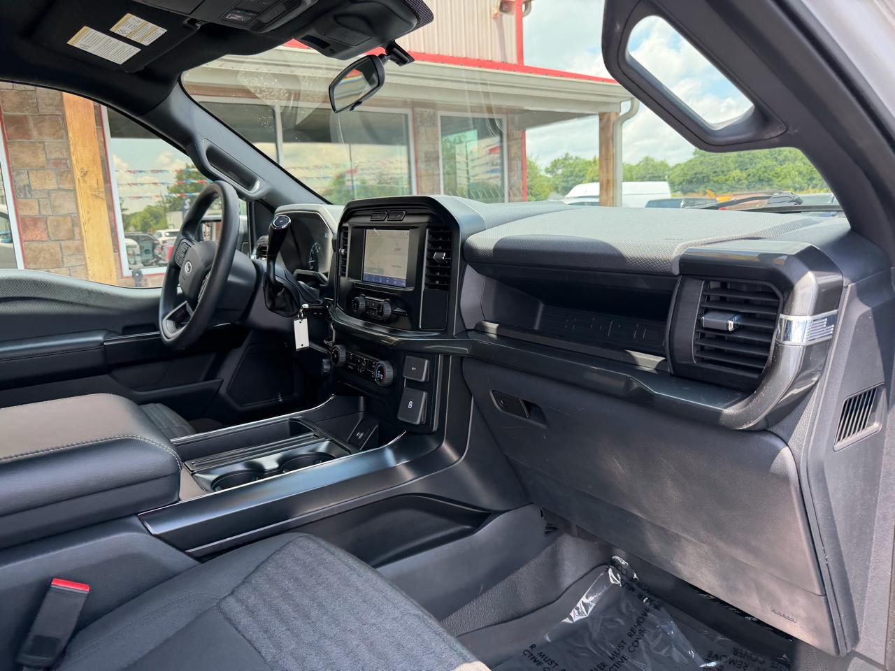 Ford F-150 4WD SuperCrew 145" STX 2023