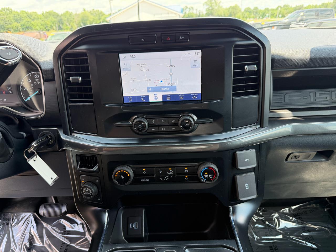 Ford F-150 4WD SuperCrew 145" STX 2023