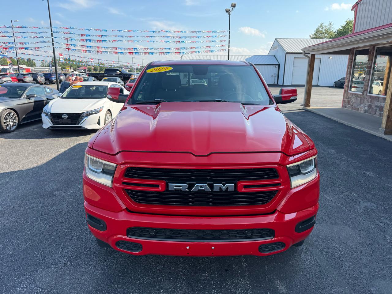 RAM 1500 Big Horn/Lone Star 4x4 Crew Cab 6'4" Box 2019