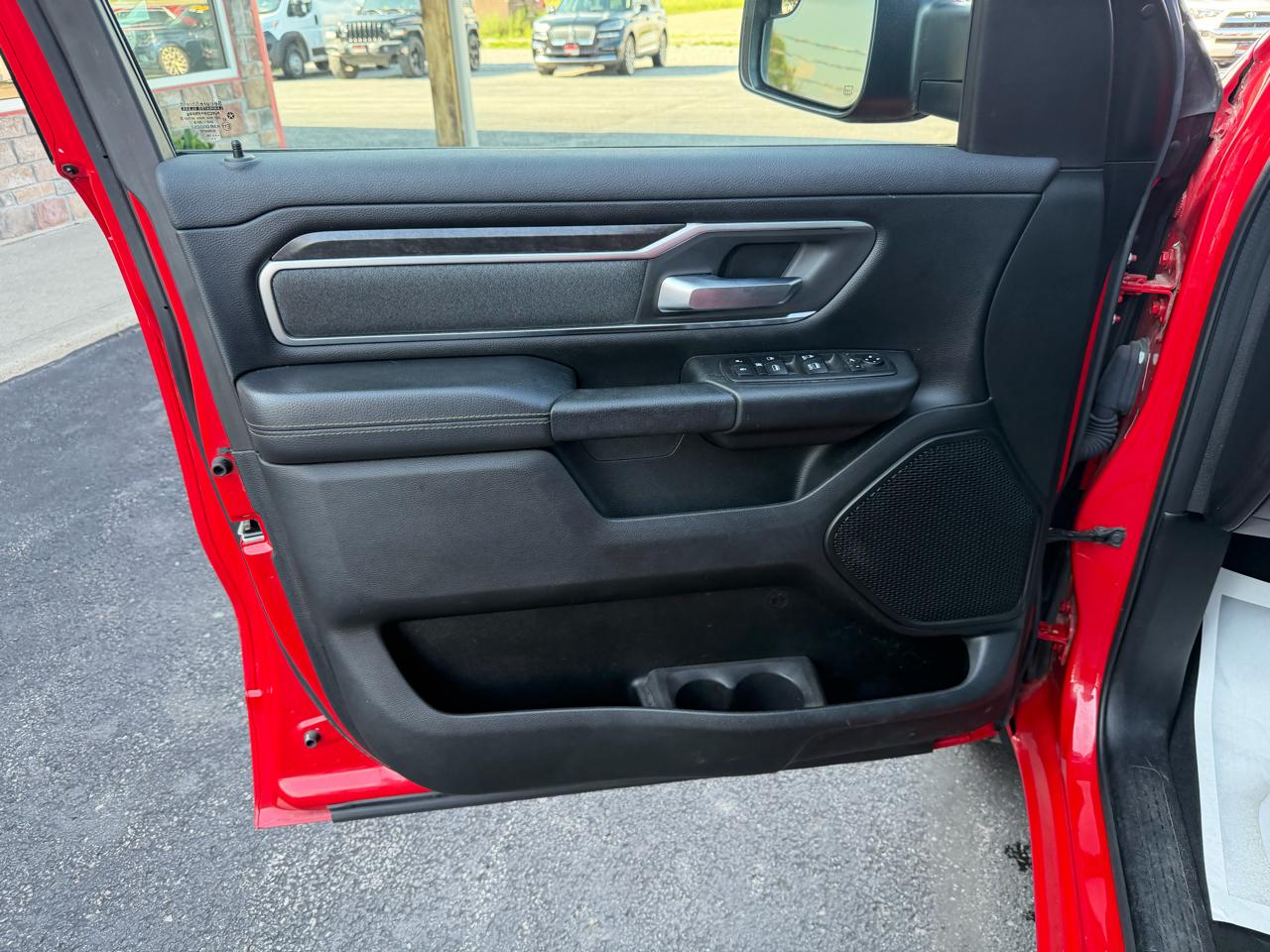 RAM 1500 Big Horn/Lone Star 4x4 Crew Cab 6'4" Box 2019