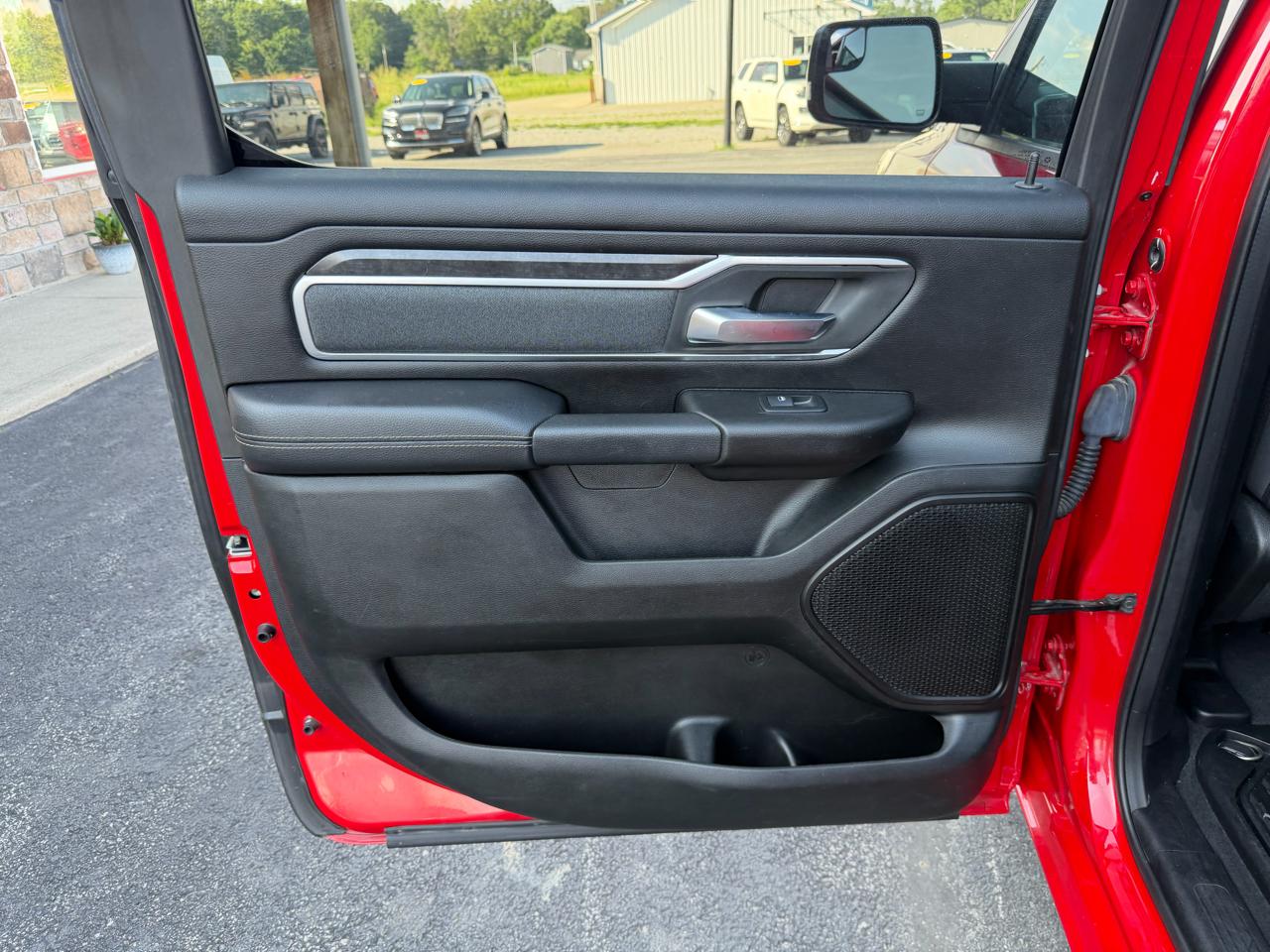 RAM 1500 Big Horn/Lone Star 4x4 Crew Cab 6'4" Box 2019