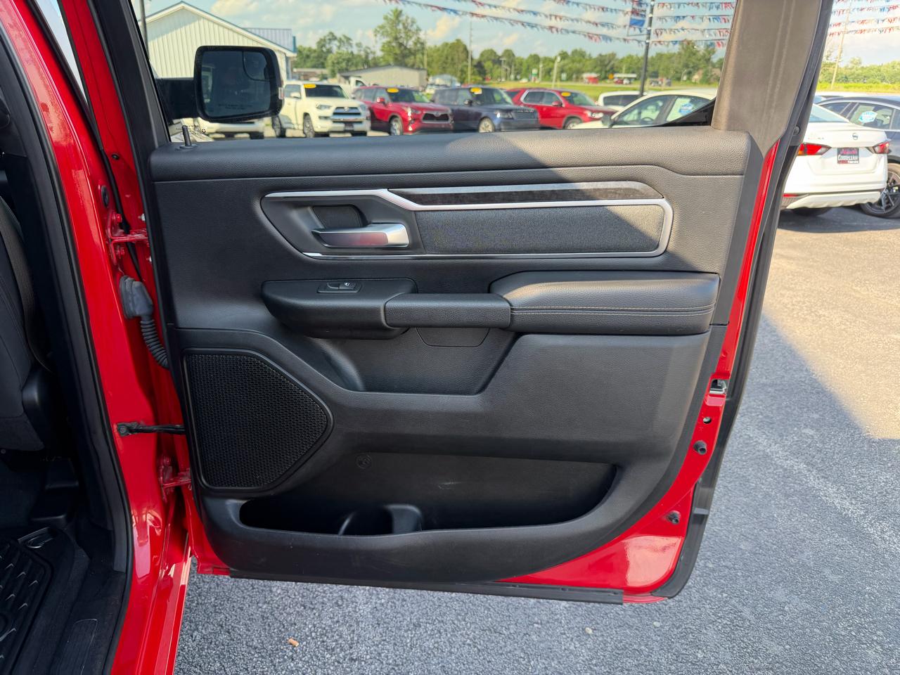 RAM 1500 Big Horn/Lone Star 4x4 Crew Cab 6'4" Box 2019