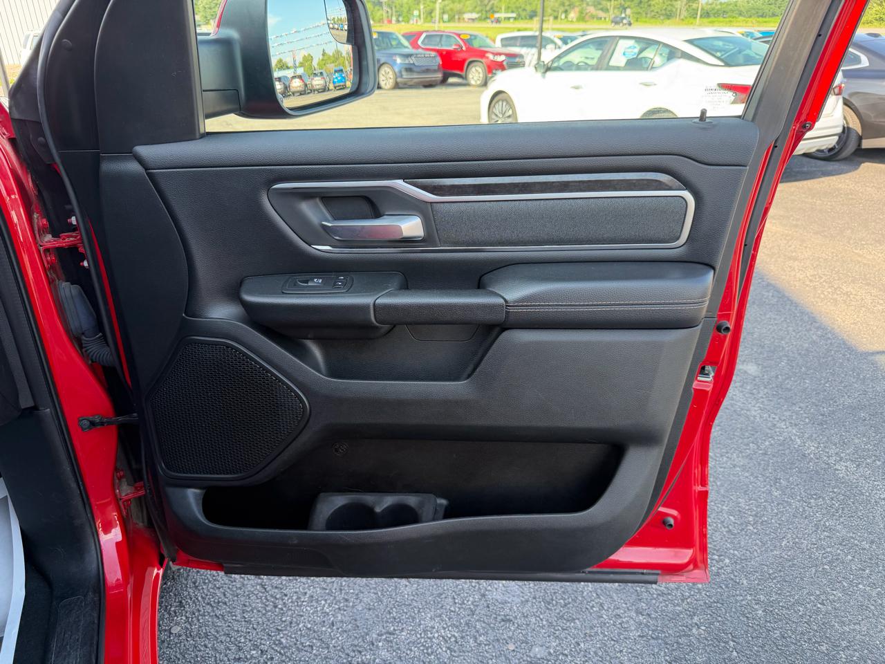 RAM 1500 Big Horn/Lone Star 4x4 Crew Cab 6'4" Box 2019