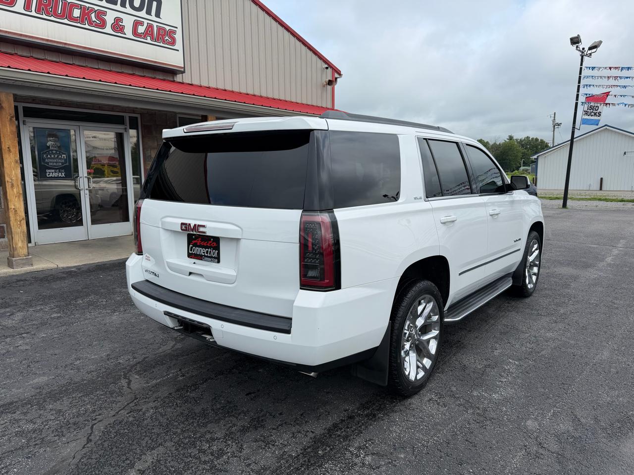 GMC Yukon 4WD 4dr SLE 2016