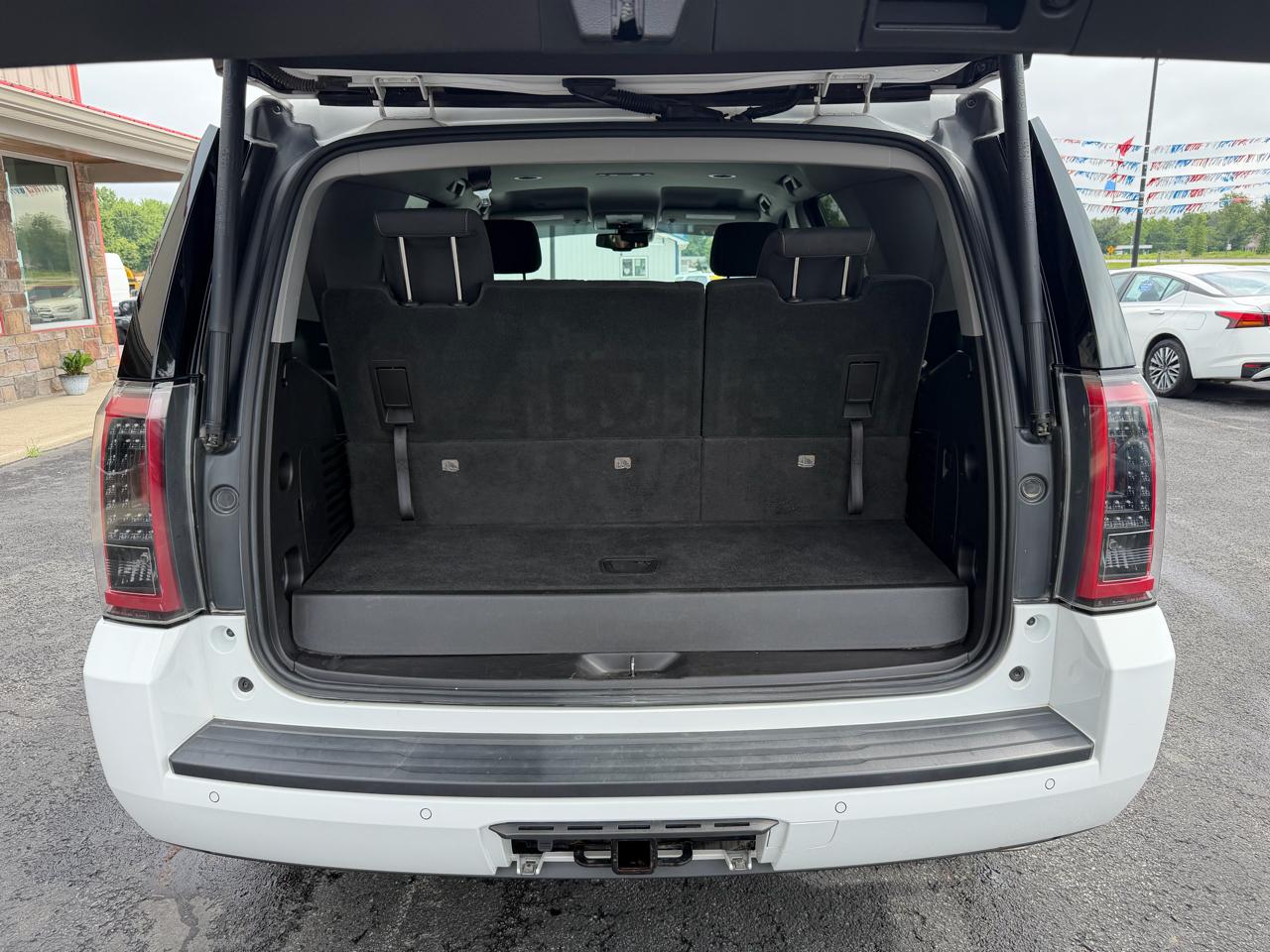 GMC Yukon 4WD 4dr SLE 2016
