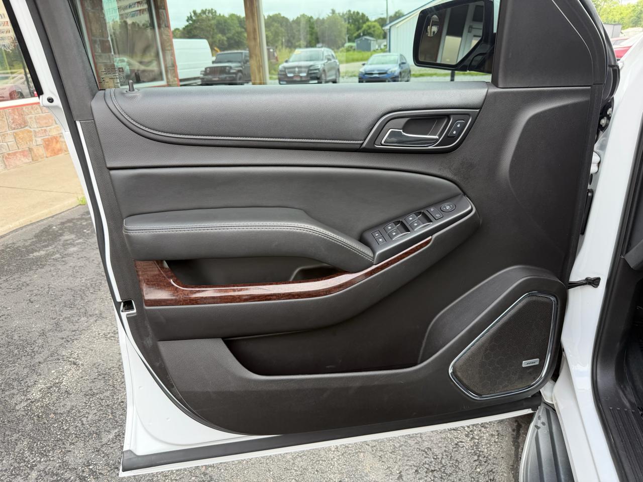 GMC Yukon 4WD 4dr SLE 2016