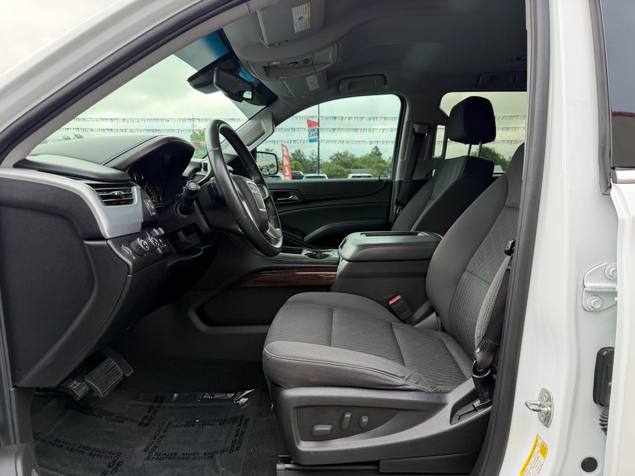 GMC Yukon 4WD 4dr SLE 2016
