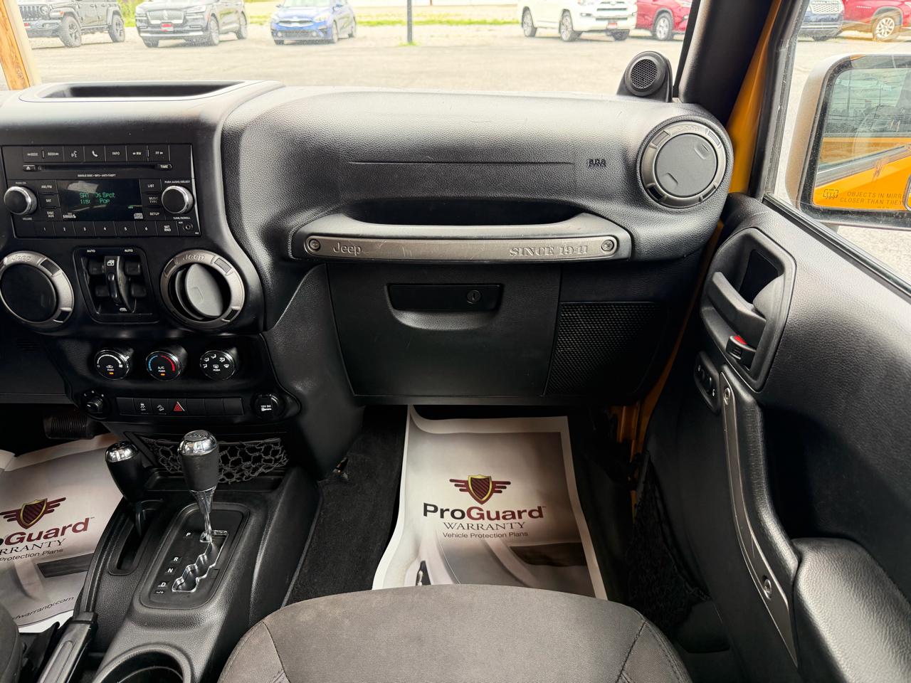 Jeep Wrangler Unlimited 4WD 4dr Sport 2014