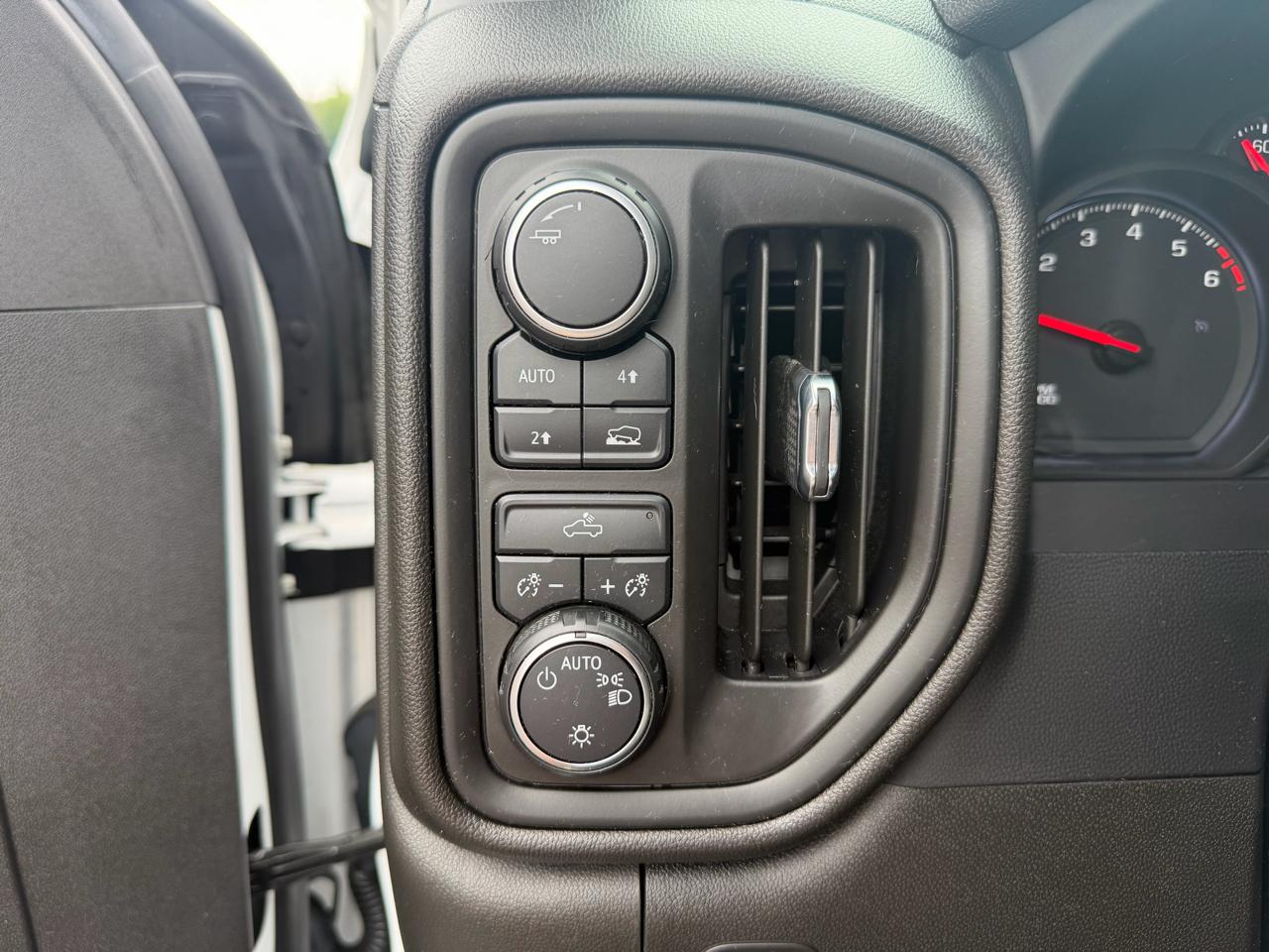 Chevrolet Silverado 1500 LTD 4WD Double Cab 147" Custom 2022