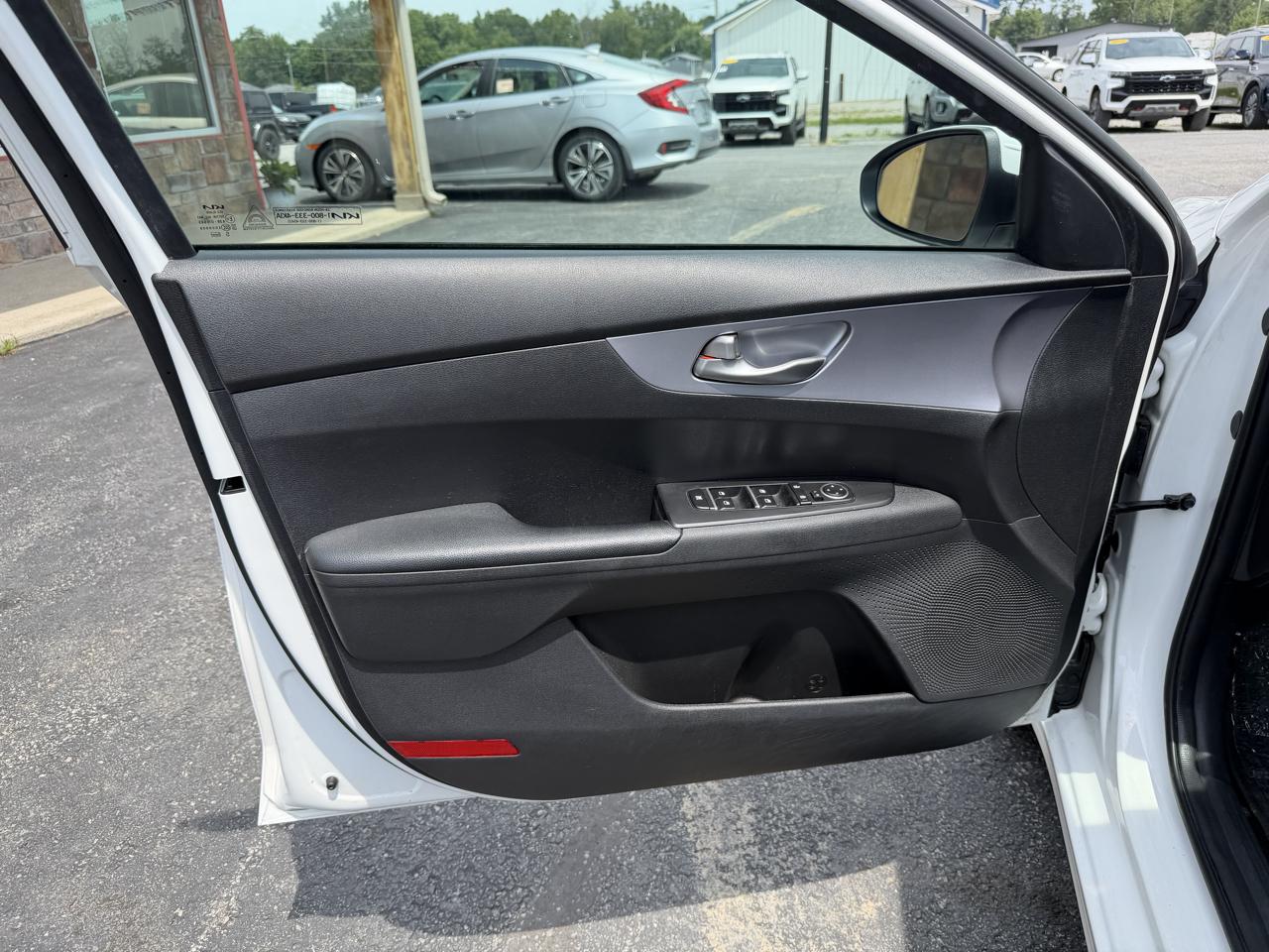 Kia Forte LXS IVT 2022