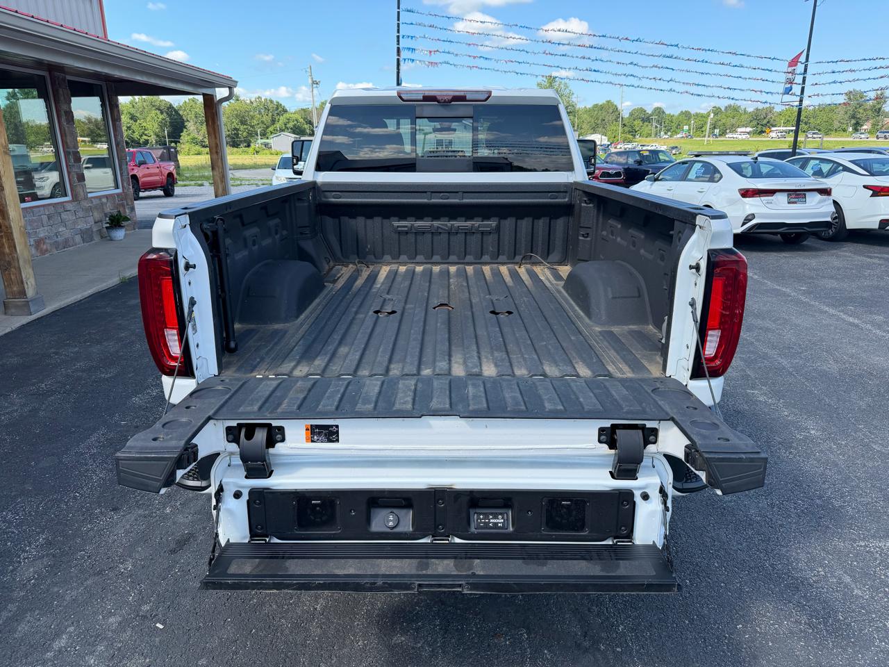 GMC Sierra 2500HD 4WD Crew Cab 159" Denali 2021
