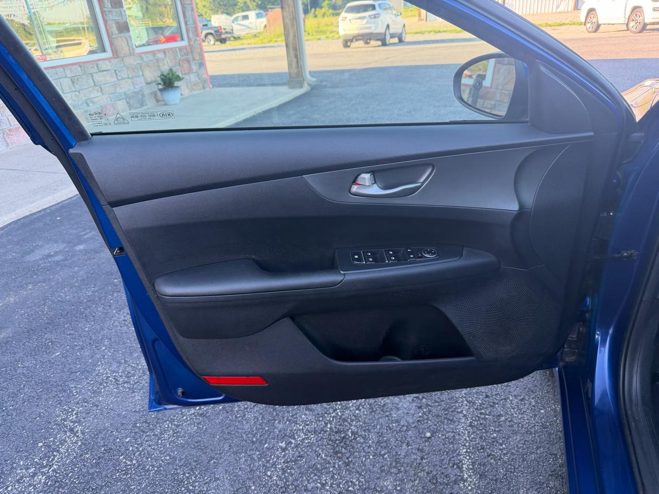 Kia Forte LXS IVT 2020