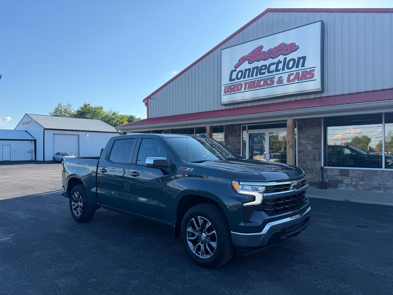 2025 Chevrolet Silverado 1500 4WD Crew Cab 147" LT w/1LT