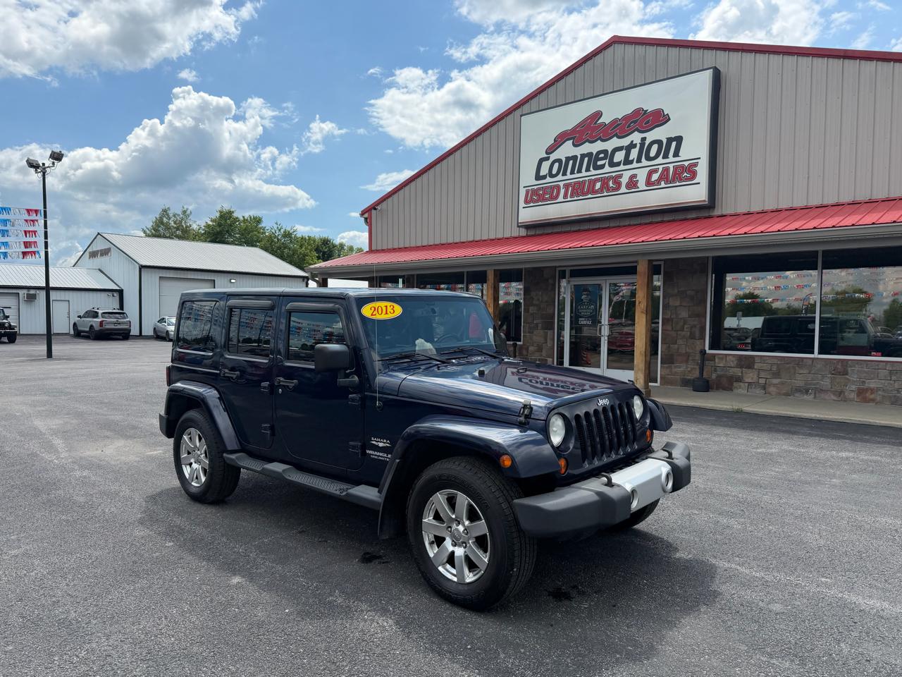 Jeep Wrangler Unlimited 4WD 4dr Sahara 2013