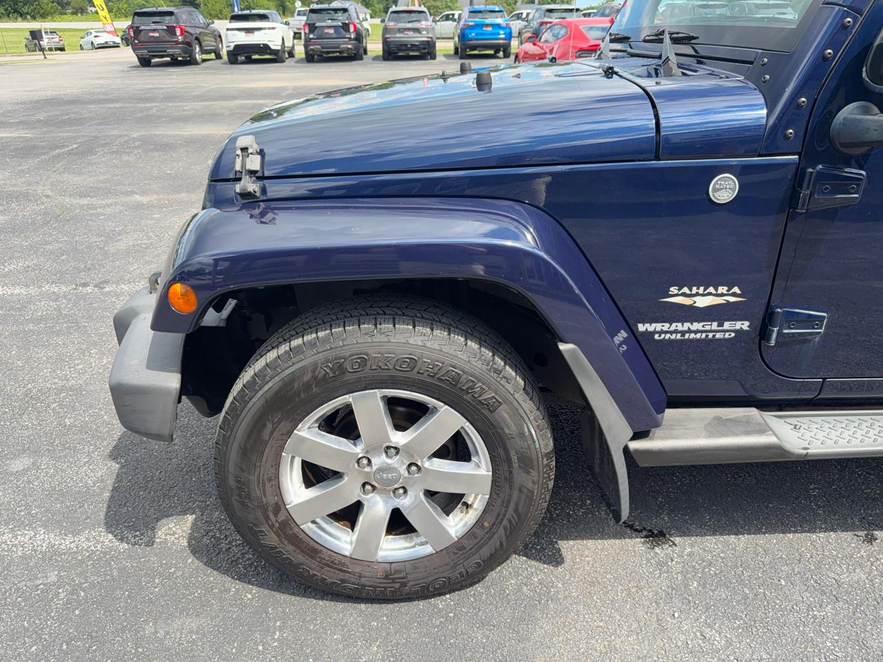 Jeep Wrangler Unlimited 4WD 4dr Sahara 2013