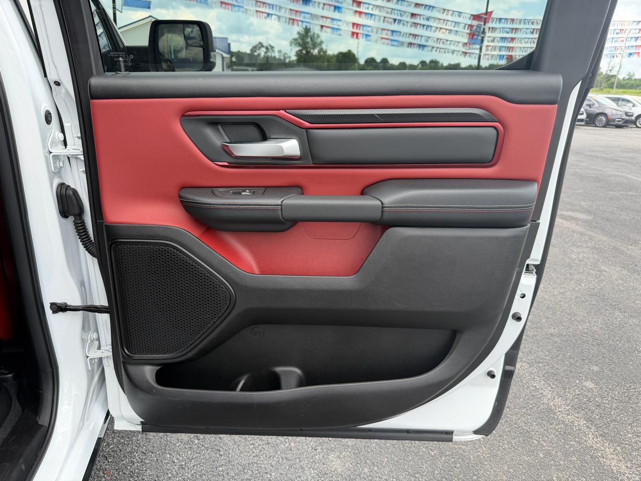 RAM 1500 4WD Crew Cab 140.5" Rebel 2026
