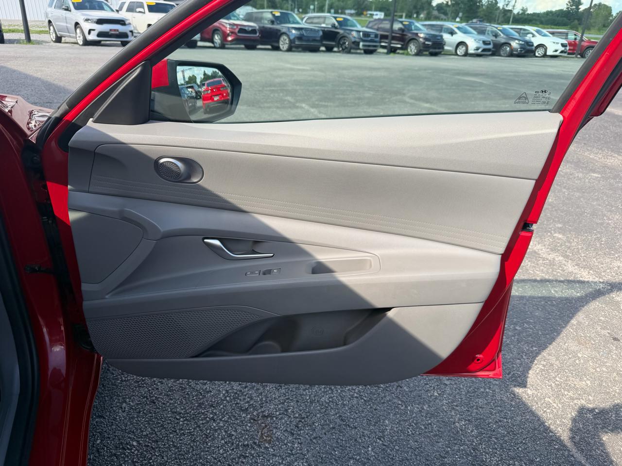 Hyundai Elantra SEL IVT 2023