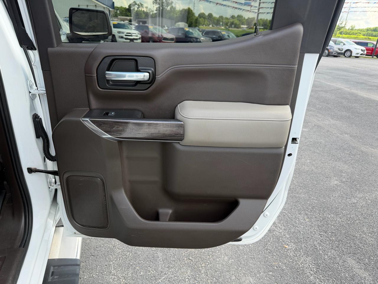 Chevrolet Silverado 1500 4WD Crew Cab 147" LTZ 2020