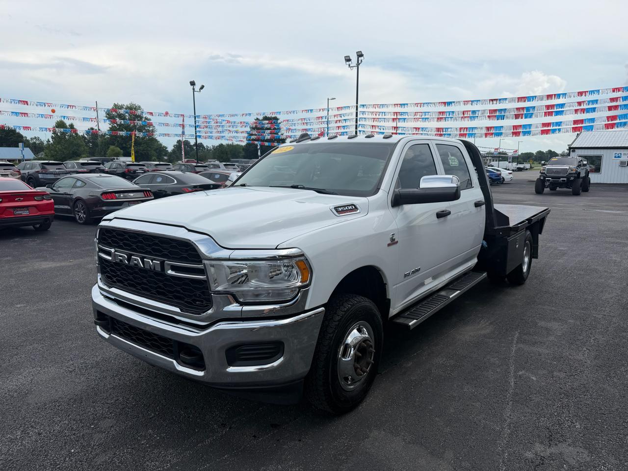 RAM 3500 Chassis Cab Tradesman 4WD Crew Cab 60" CA 172.4" WB 2022