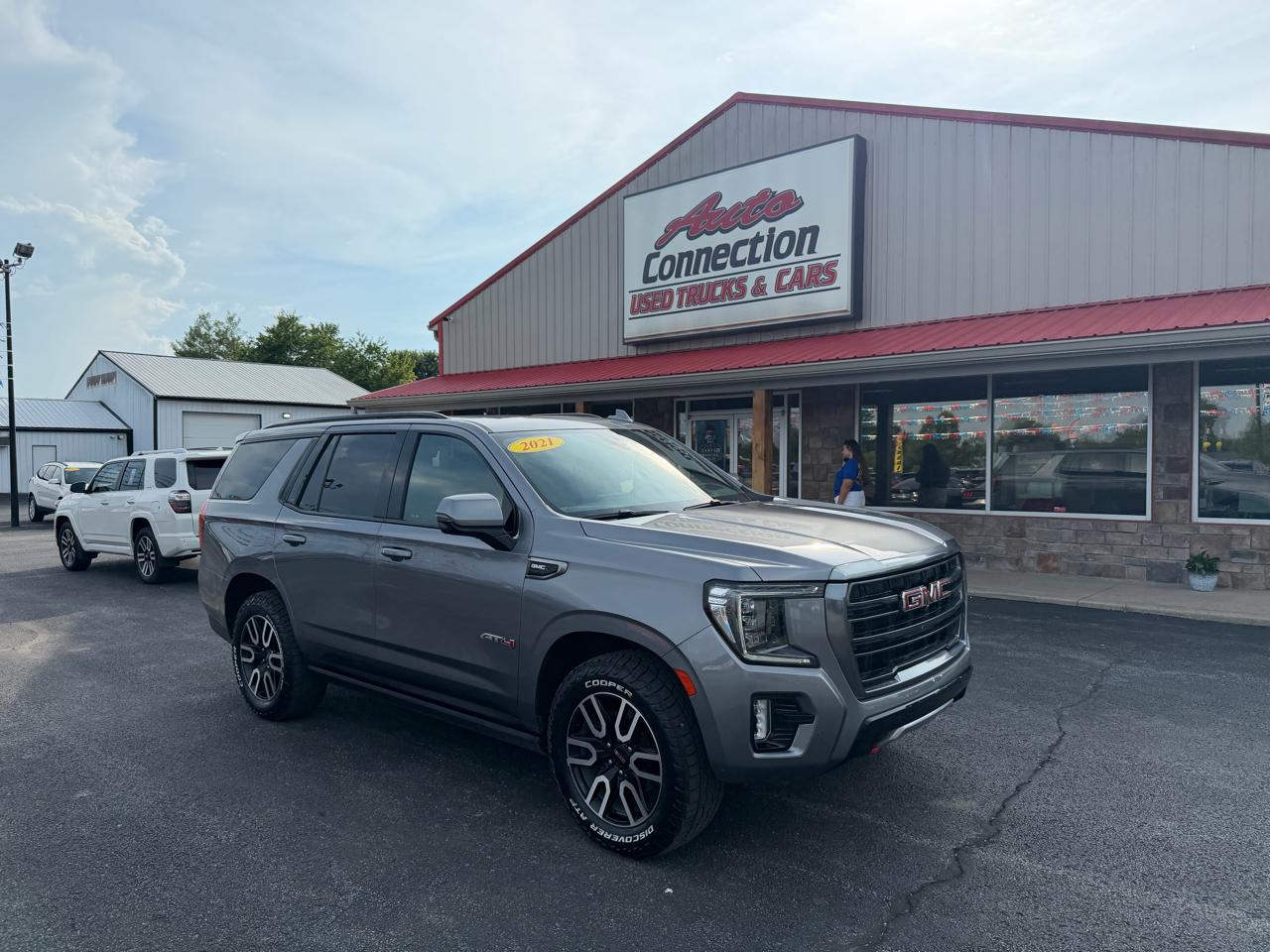 GMC Yukon 4WD 4dr AT4 2021