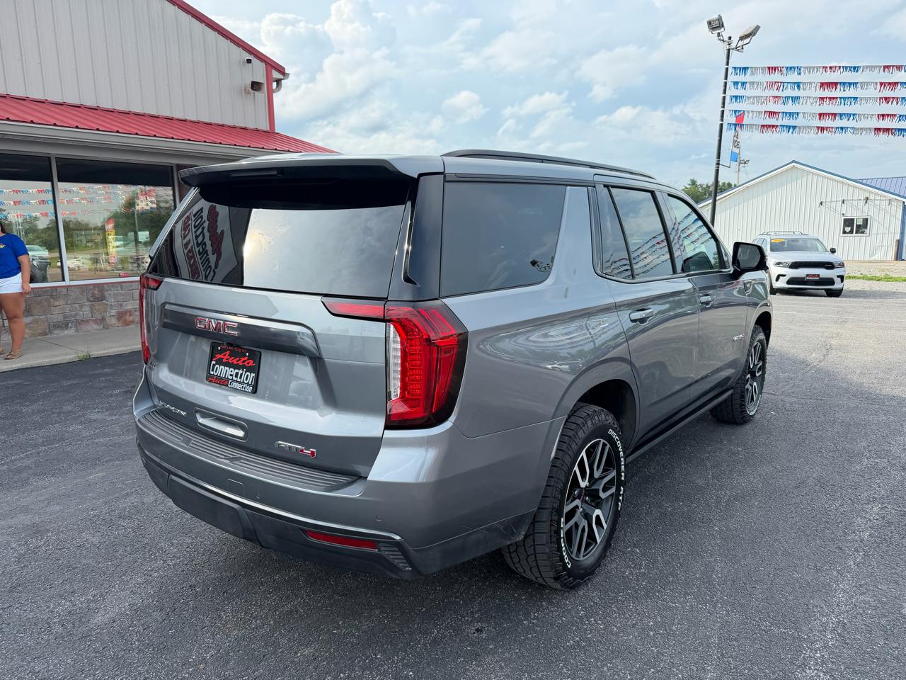 GMC Yukon 4WD 4dr AT4 2021