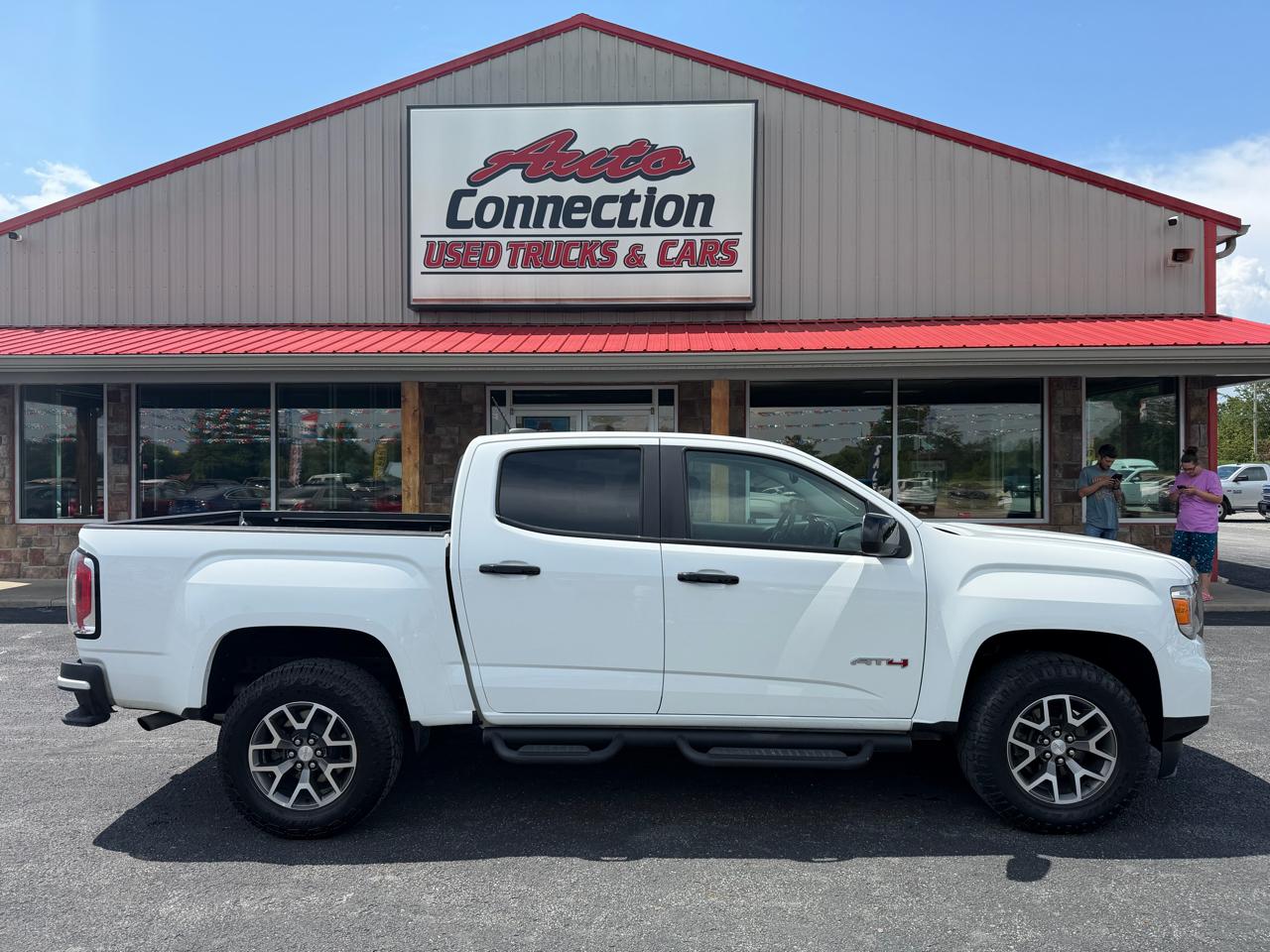 GMC Canyon 4WD Crew Cab 128" AT4 w/Leather 2021