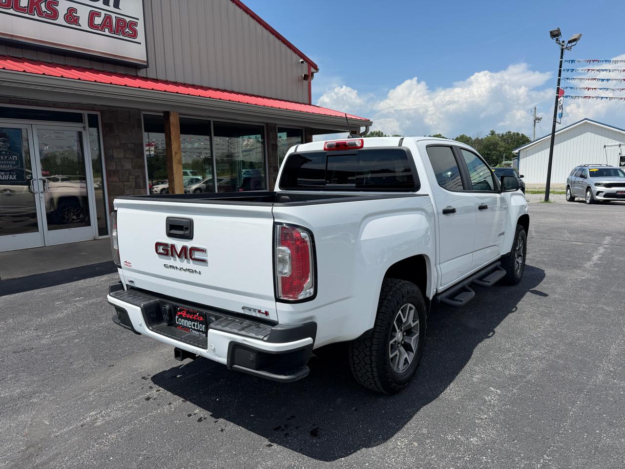 GMC Canyon 4WD Crew Cab 128" AT4 w/Leather 2021