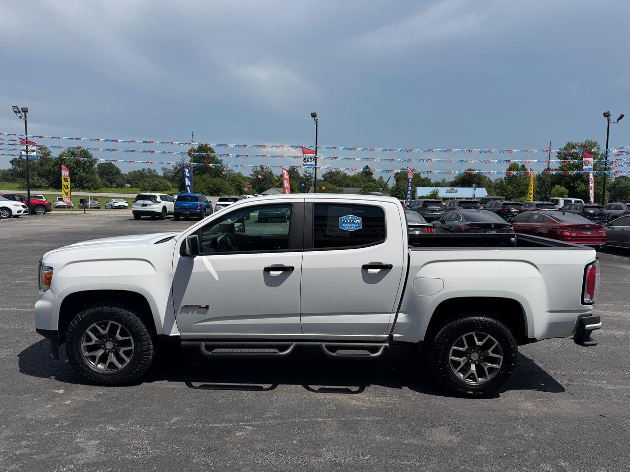 GMC Canyon 4WD Crew Cab 128" AT4 w/Leather 2021