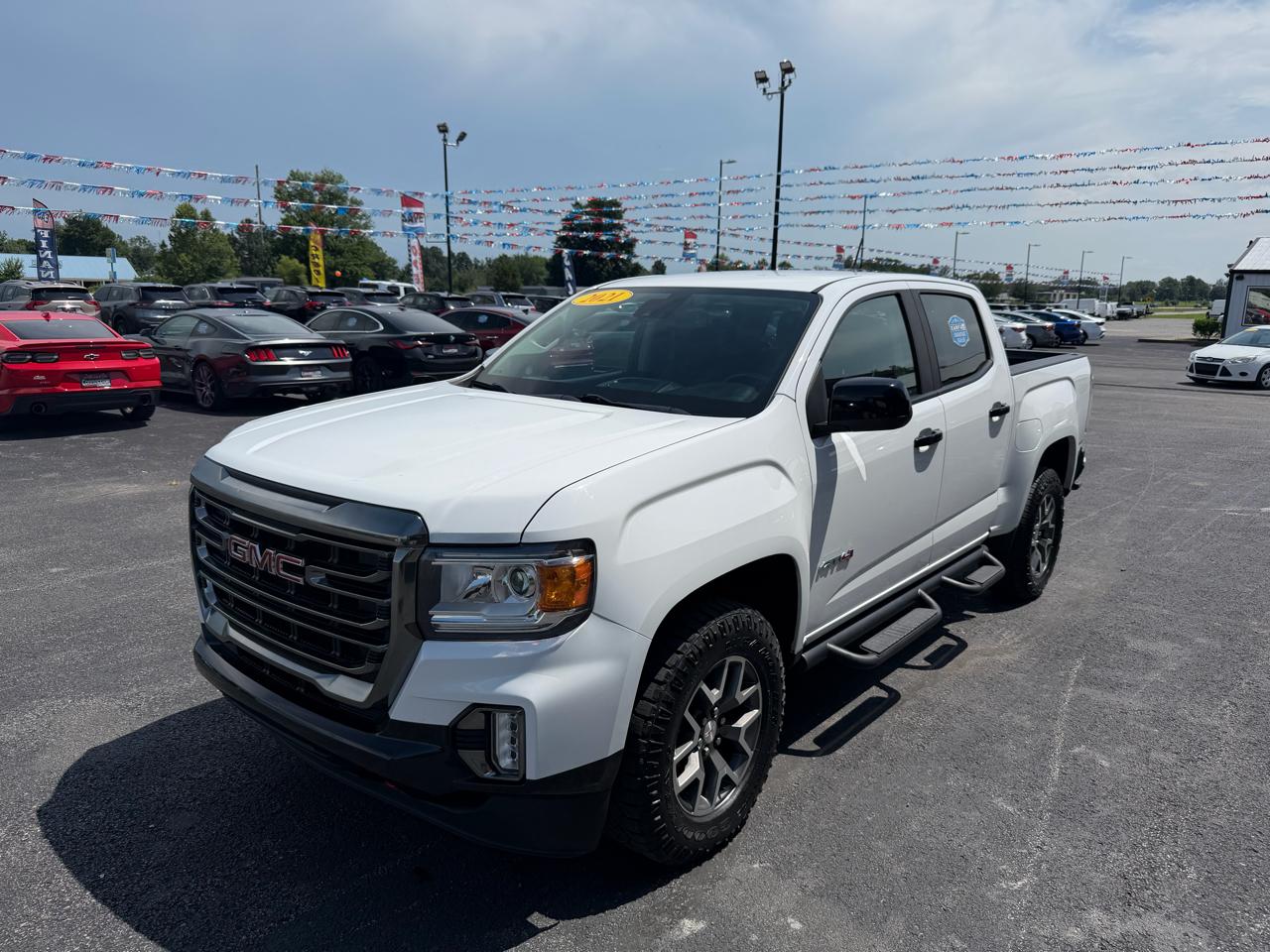 GMC Canyon 4WD Crew Cab 128" AT4 w/Leather 2021