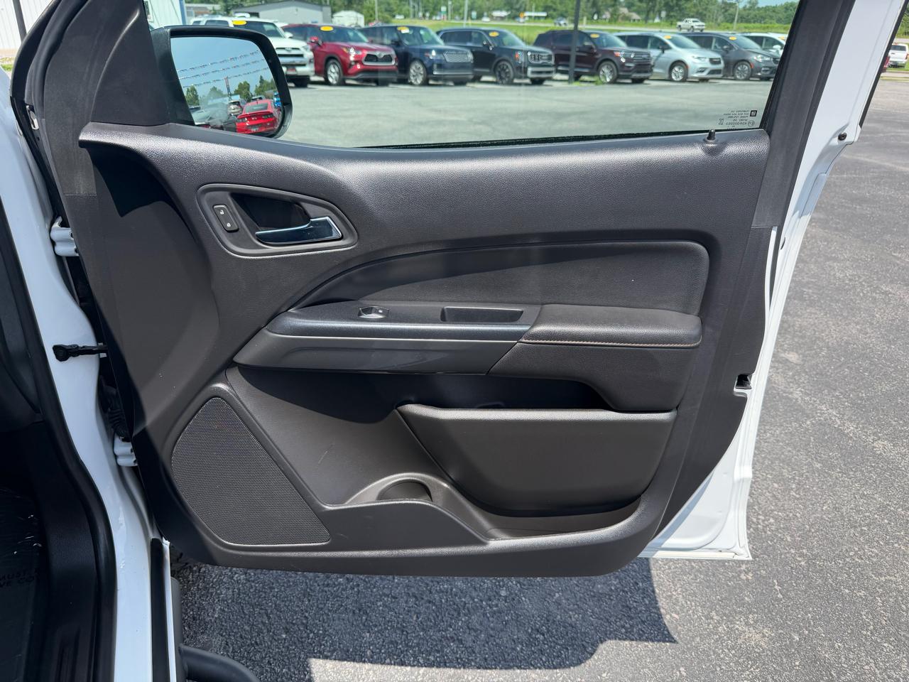 GMC Canyon 4WD Crew Cab 128" AT4 w/Leather 2021