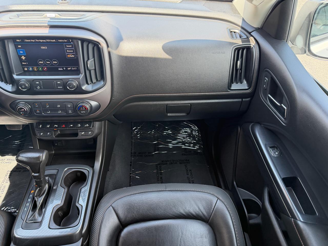 GMC Canyon 4WD Crew Cab 128" AT4 w/Leather 2021