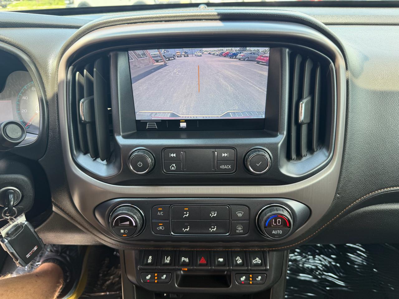 GMC Canyon 4WD Crew Cab 128" AT4 w/Leather 2021