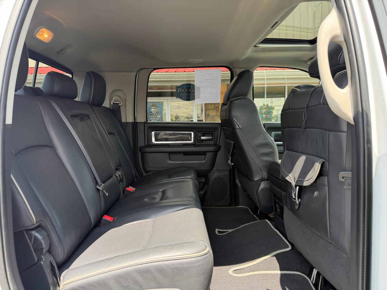 RAM 3500 4WD Mega Cab 160.5" Laramie Limited 2012