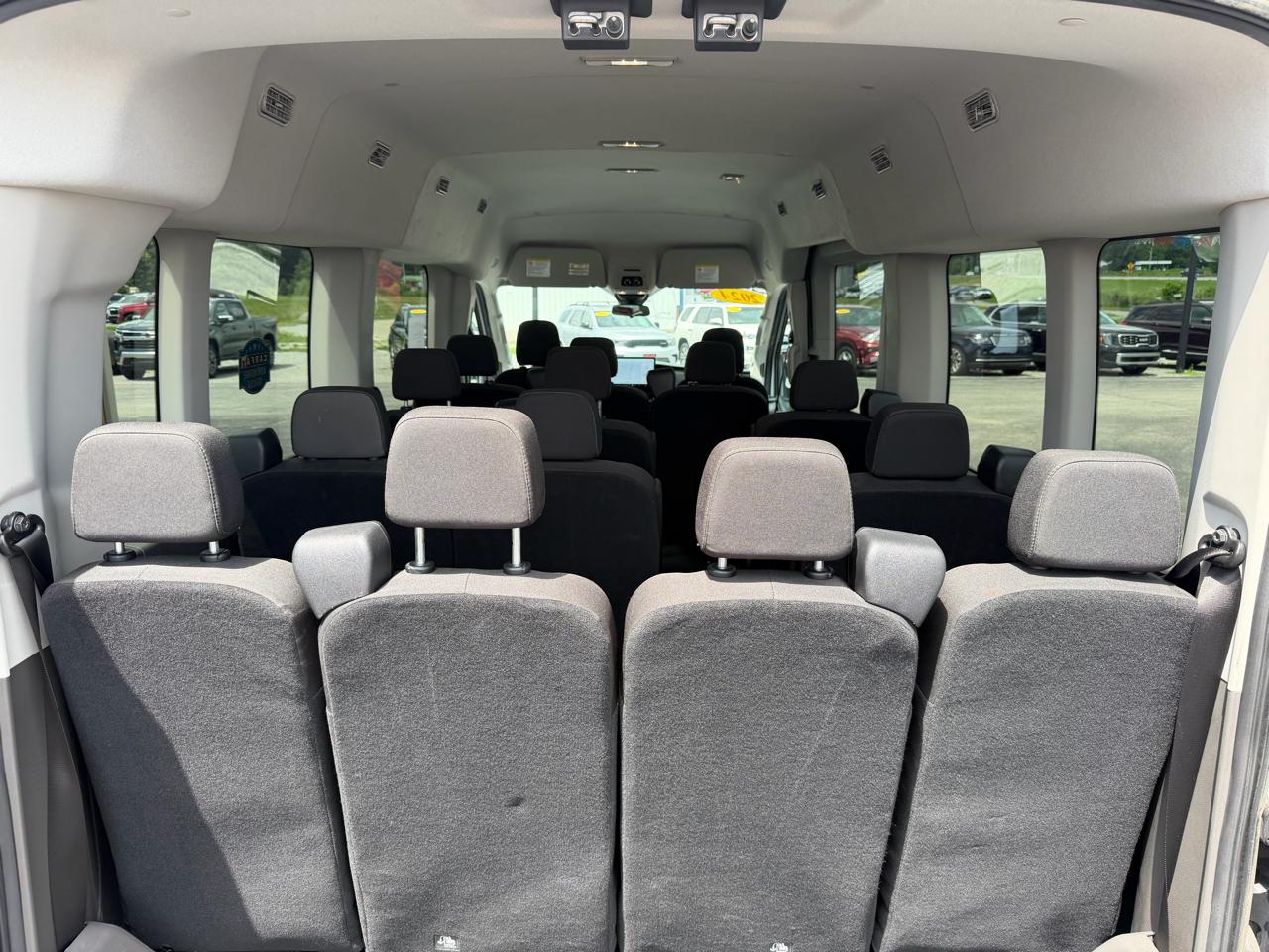 Ford Transit Passenger Wagon T-350 148" Med Roof XLT RWD 2024