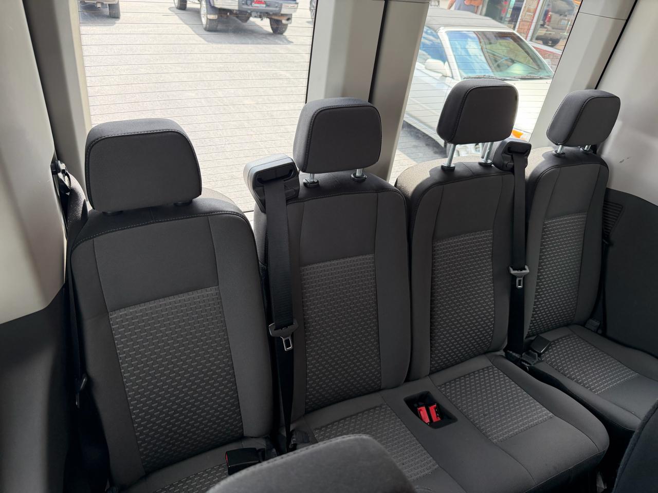 Ford Transit Passenger Wagon T-350 148" Med Roof XLT RWD 2024