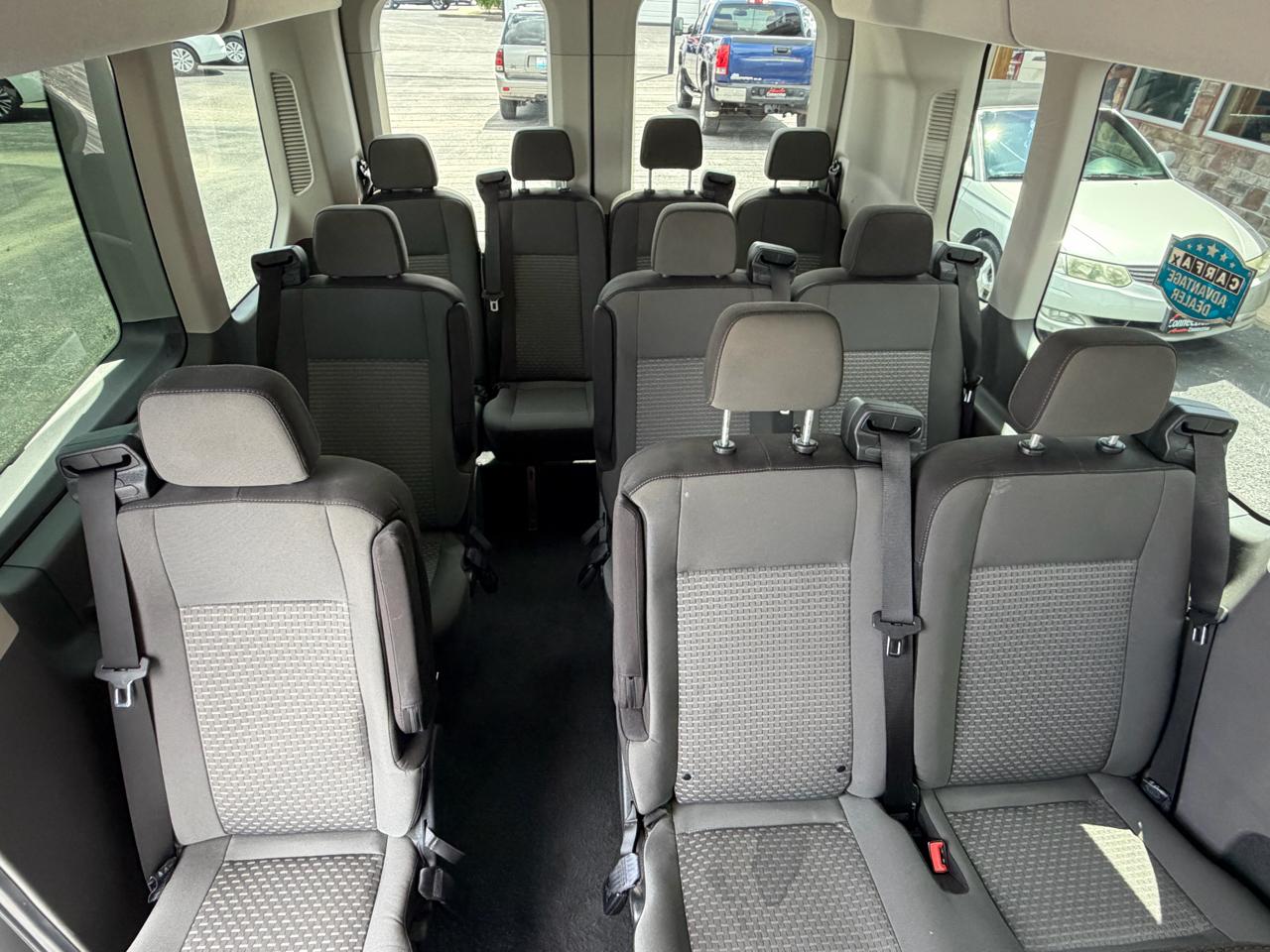 Ford Transit Passenger Wagon T-350 148" Med Roof XLT RWD 2024
