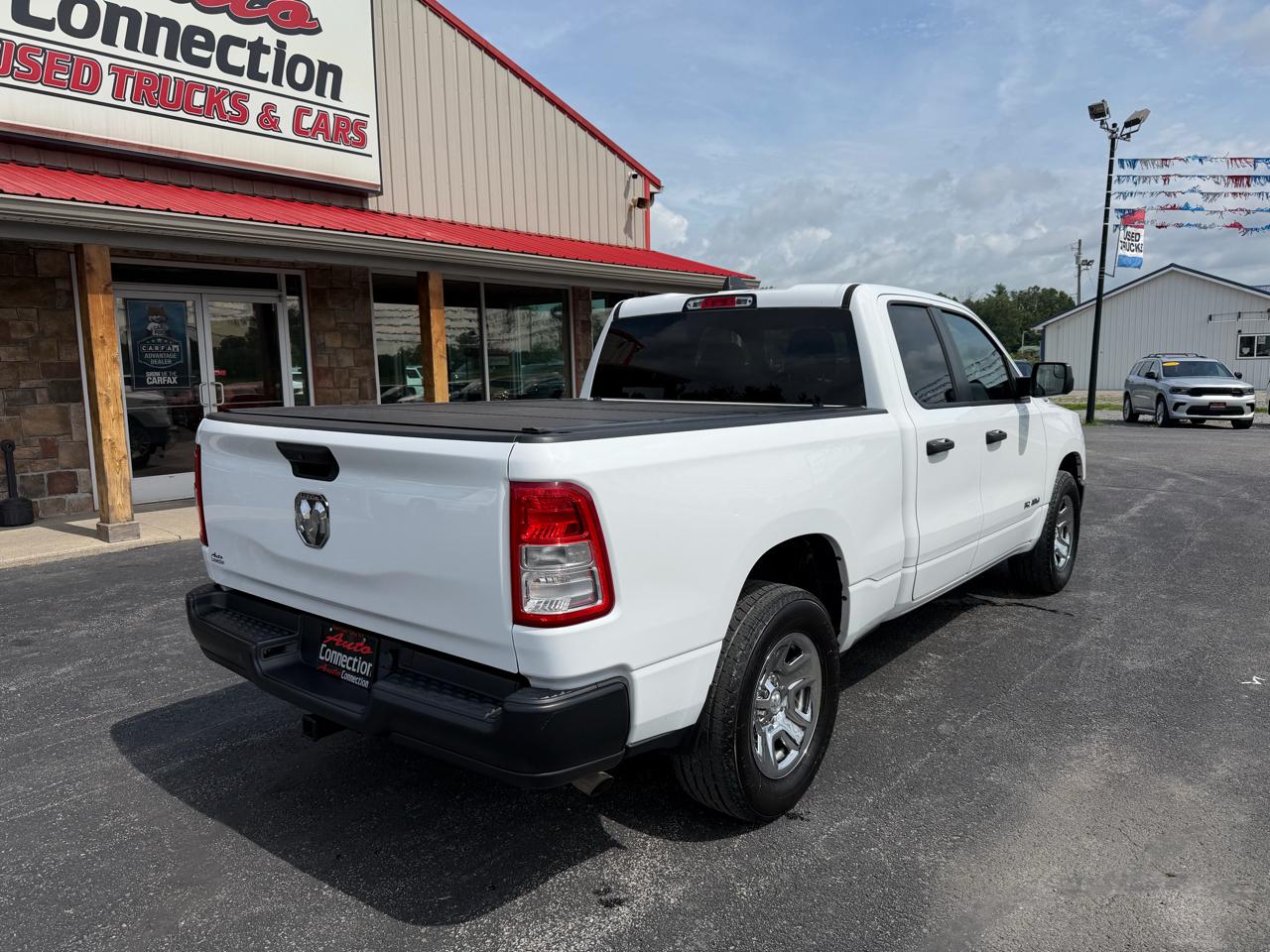 RAM 1500 2WD Crew Cab 140.5" Tradesman 2022