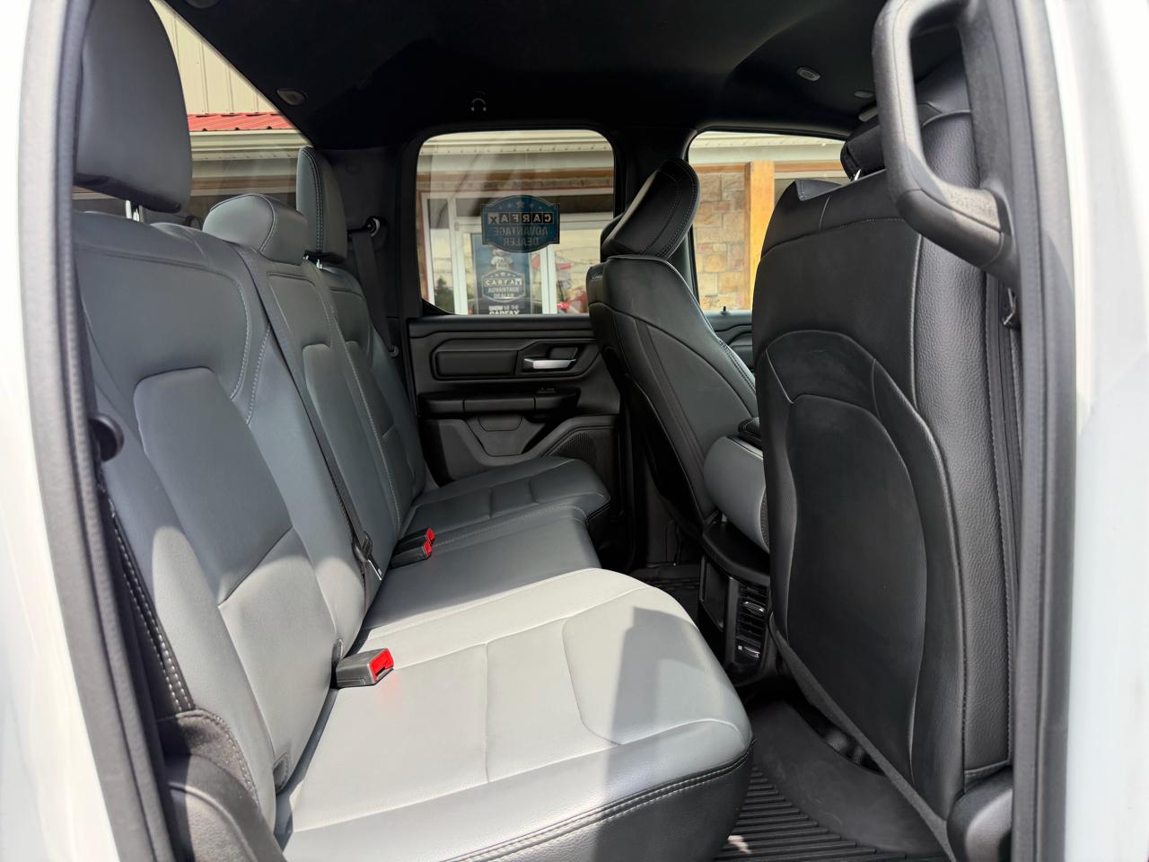 RAM 1500 2WD Crew Cab 140.5" Tradesman 2022