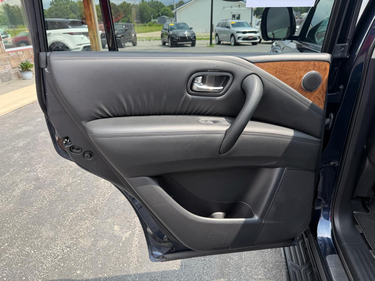 Nissan Armada 4x4 SL 2023