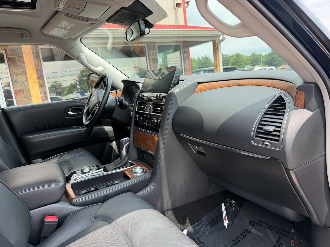 Nissan Armada 4x4 SL 2023