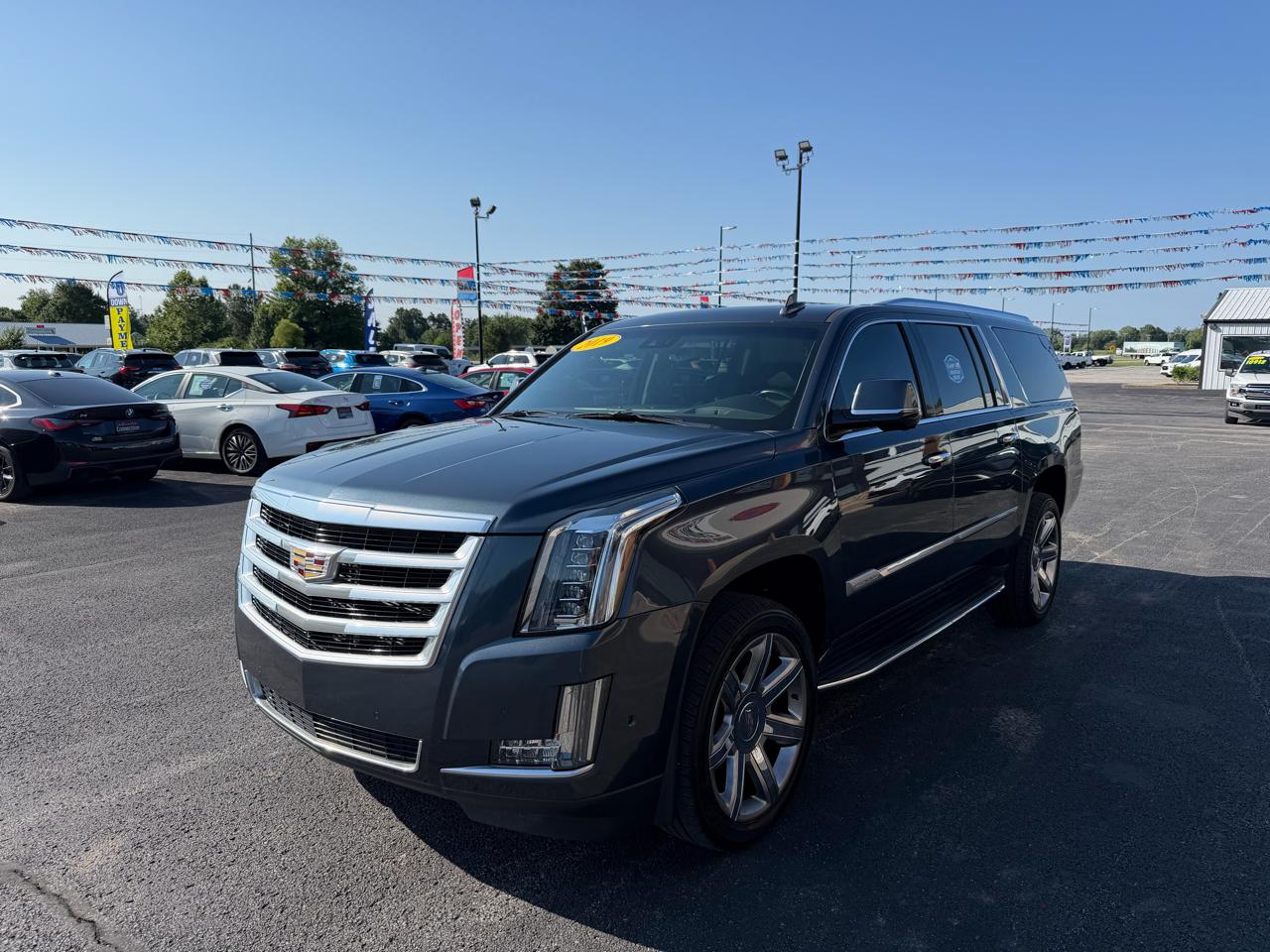 Cadillac Escalade ESV 2WD 4dr Luxury 2019