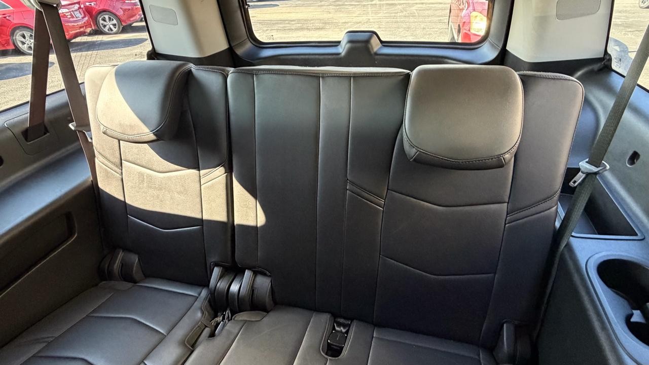 Cadillac Escalade ESV 2WD 4dr Luxury 2019