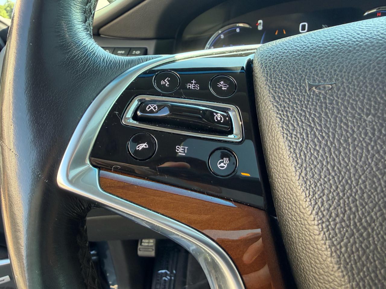 Cadillac Escalade ESV 2WD 4dr Luxury 2019