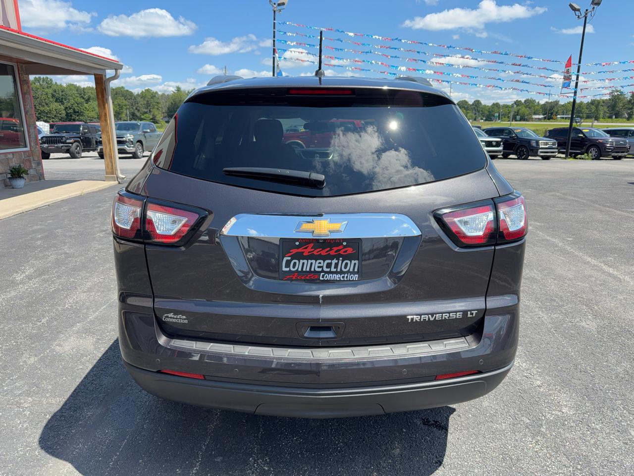 Chevrolet Traverse FWD 4dr LT w/2LT 2015