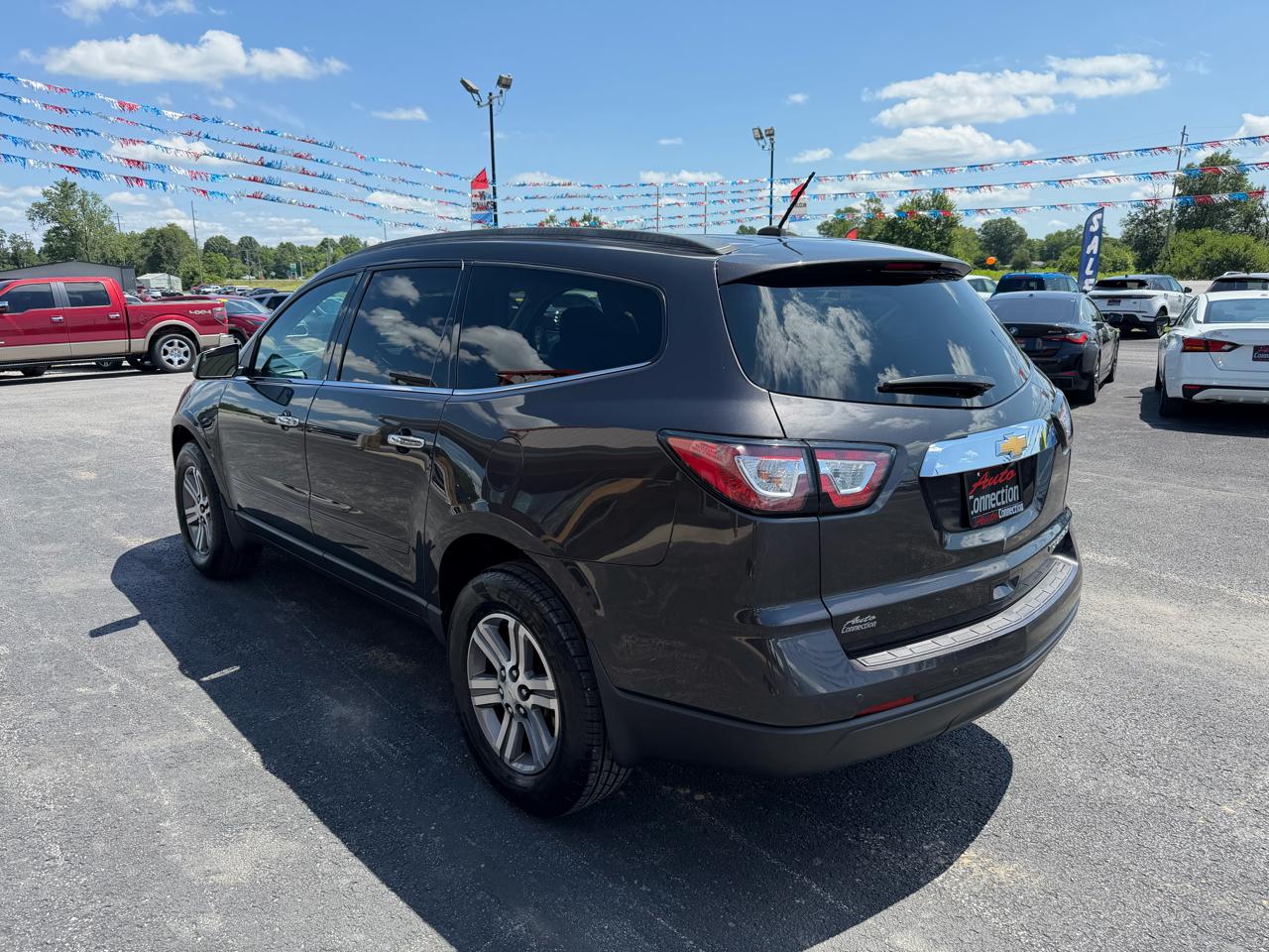 Chevrolet Traverse FWD 4dr LT w/2LT 2015