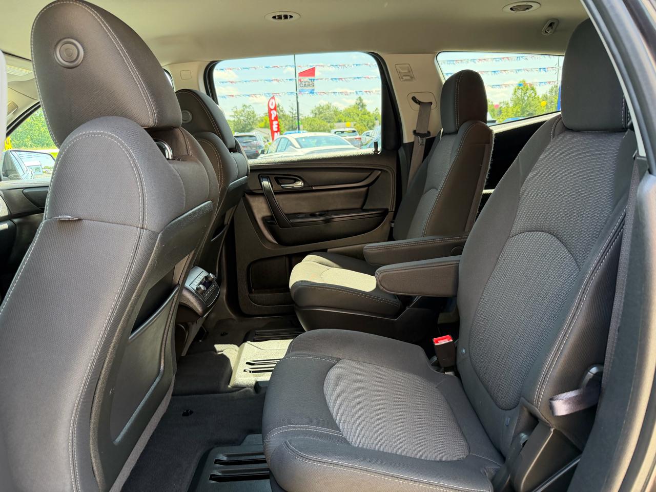 Chevrolet Traverse FWD 4dr LT w/2LT 2015