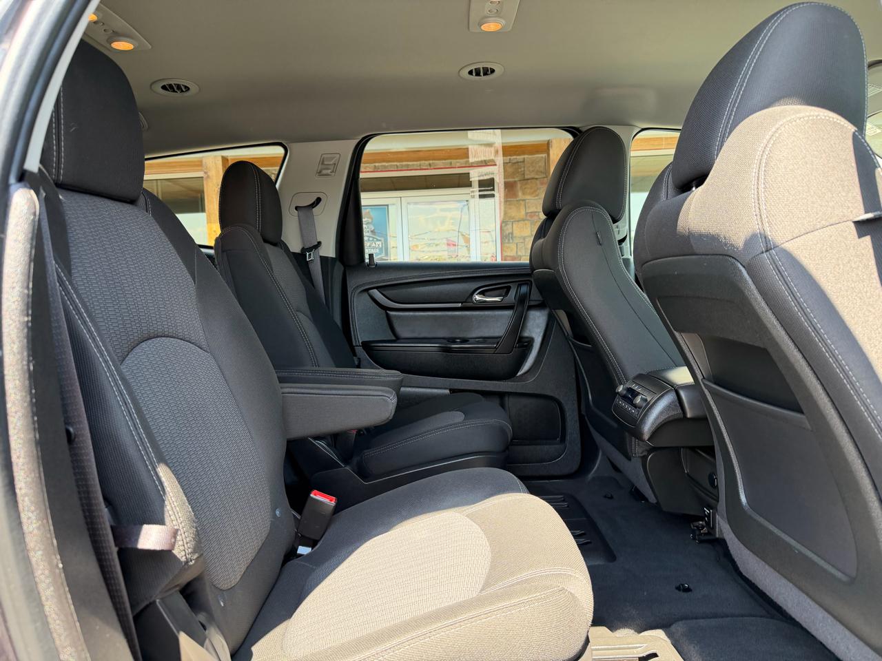 Chevrolet Traverse FWD 4dr LT w/2LT 2015