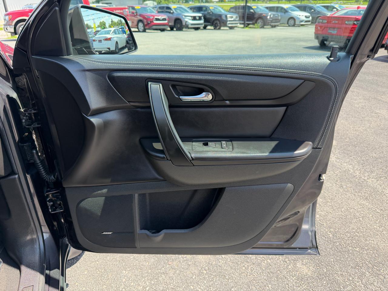 Chevrolet Traverse FWD 4dr LT w/2LT 2015