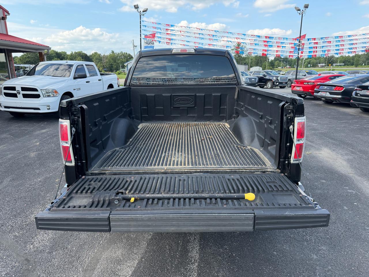 Ford F-150 4WD SuperCrew 157" XL 2011